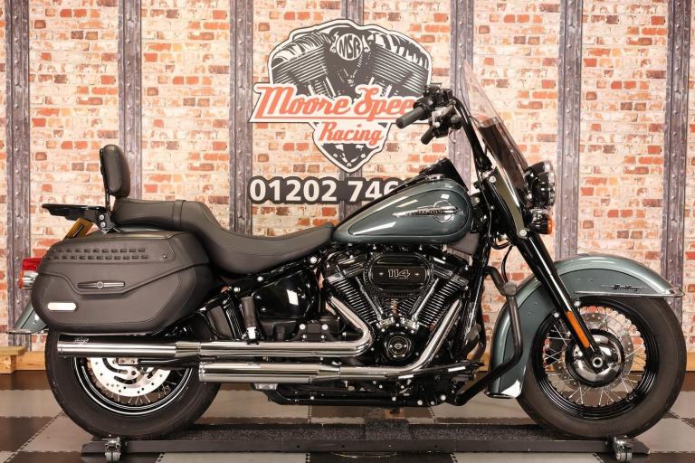**DEPOSIT TAKEN** 2020 HARLEY DAVIDSON FLHCS HERITAGE CLASSIC 114 - 7,687 MILES