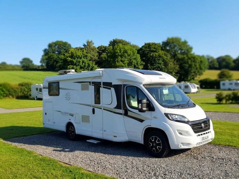 2016 Knaus Sky TI 700 MEG
