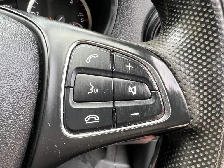 2017 Mercedes-Benz Vito 1.6 111 CDI Panel Van 5dr Diesel Manual FWD L1 Euro 5 (114 ps) PANEL VAN ...