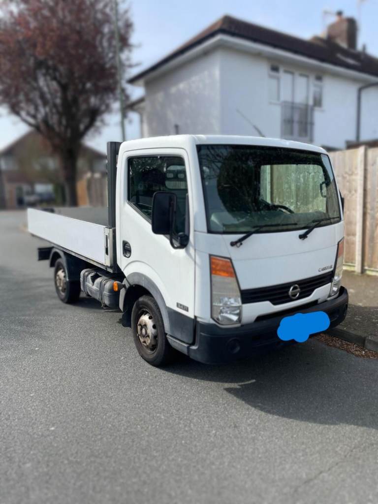 Nissan Cabstar pickup tipper with low mileage
