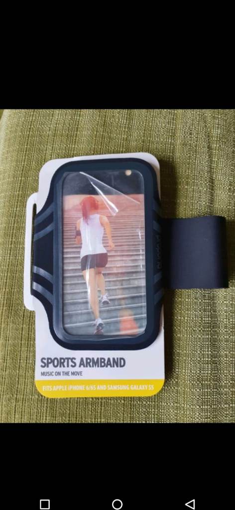 MOBILE PHONE ARMBAND