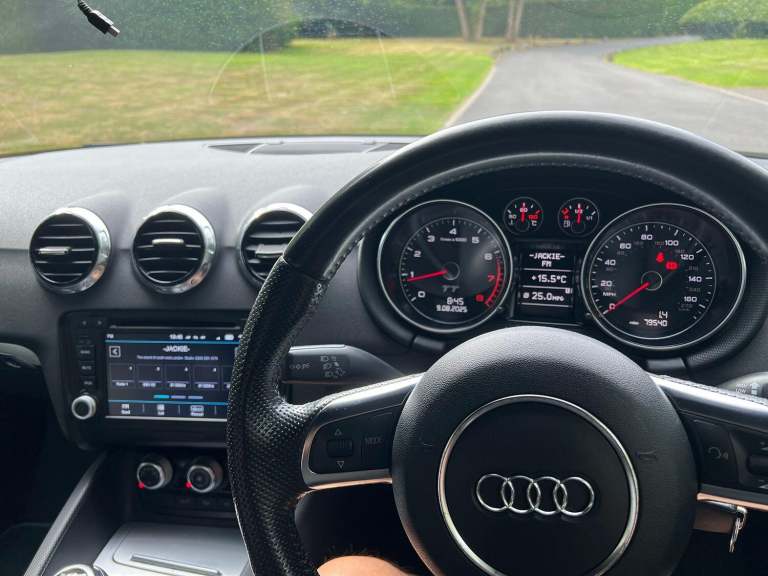 AUDI TT 2.0 TFSI S line 2013