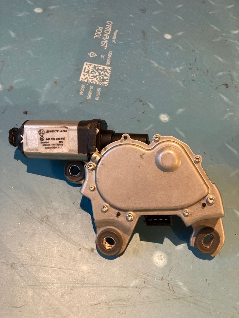 skoda octavia mk2 pre- facelift rear wiper motor