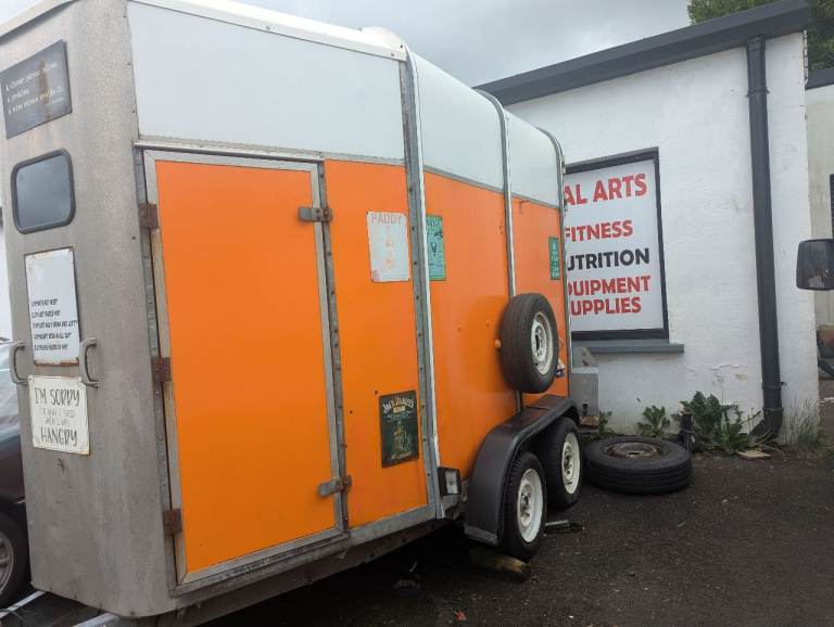 Food/Coffee Truck for Sale 