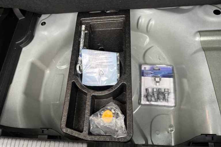 2019 Vauxhall Crossland X 1.2 SE 5dr HATCHBACK PETROL Manual