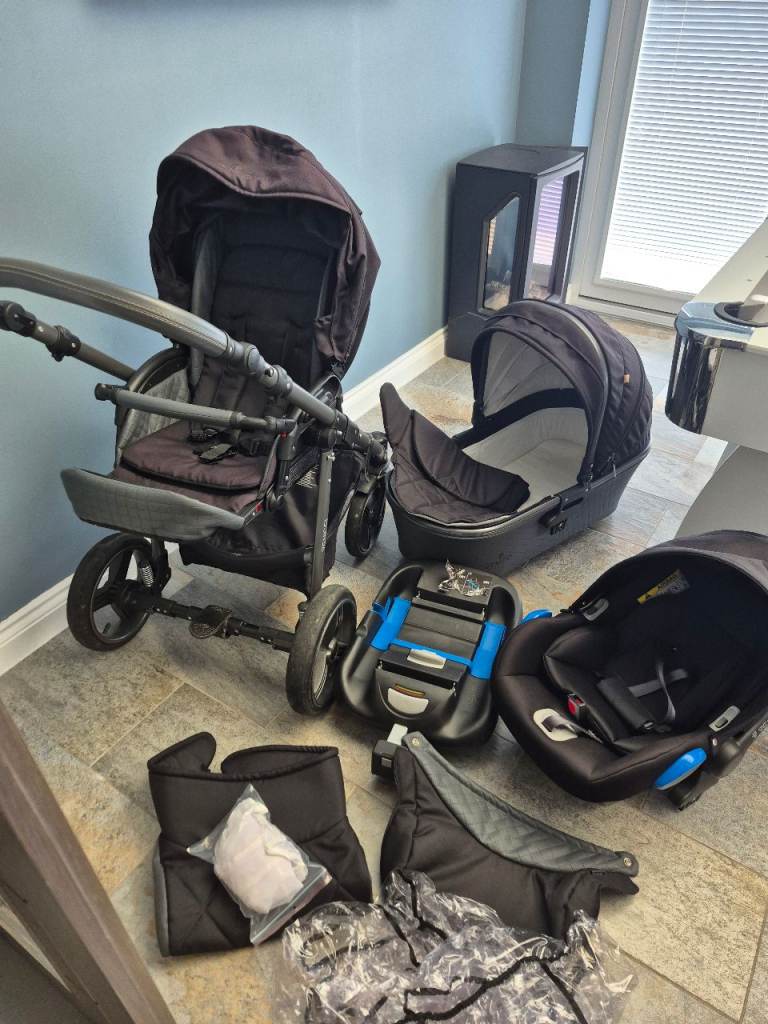 Venicci pram pushchair 3 in 1 travel system with isofix