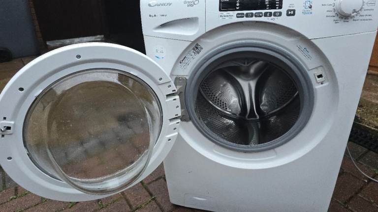 Candy 8KG Washing machine  - Good condition & Fully working - Can deliver locally from £7
