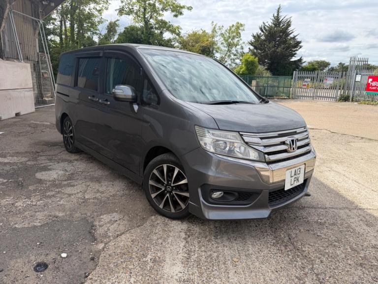 Honda Stepwagon COOL SPADA 2.0 PETROL AUTO 8 SEATER Petrol Automatic