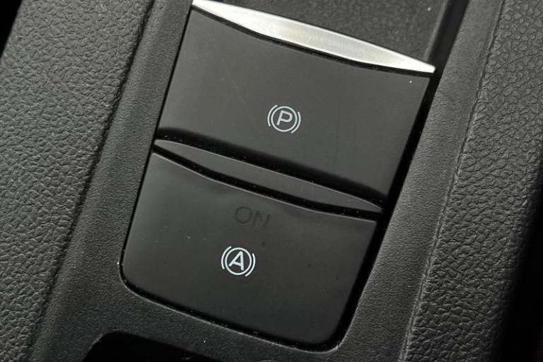 2023 Ford Focus 1.0 EcoBoost Hybrid mHEV 155 ST-Line X 5dr Auto, SYNC4 TOUCHSCREEN NAVIGATI Estat...