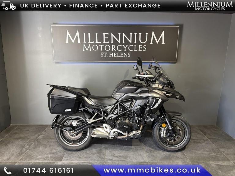 2022 BENELLI TRK 502 ADVENTURE TOURING MOTORCYCLE WITH LUGGAGE