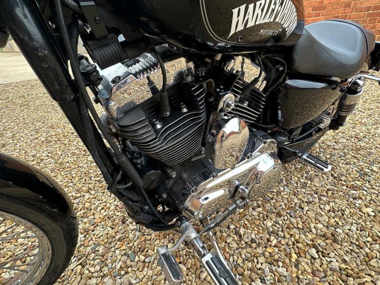 2007 Harley-Davidson Sportster XL 1200 C Custom Sport. 