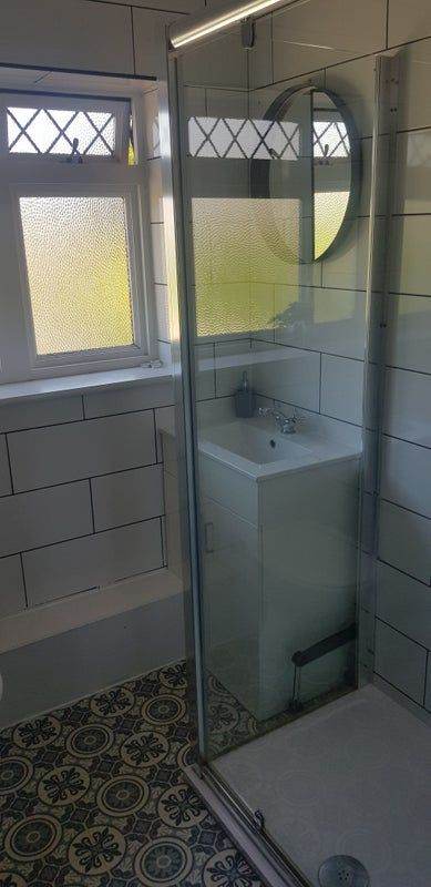 🏡 Two Rooms Available – Modern 3-Bedroom House Share in Brentry, Bristol