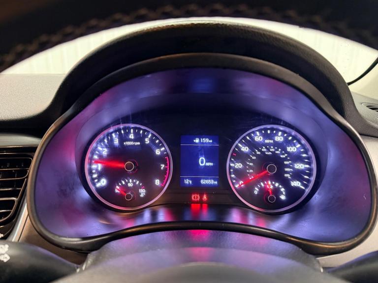 2018 Kia Stonic 1.0 T-GDi First Edition Euro 6 (s/s) 5dr HATCHBACK Petrol Manual