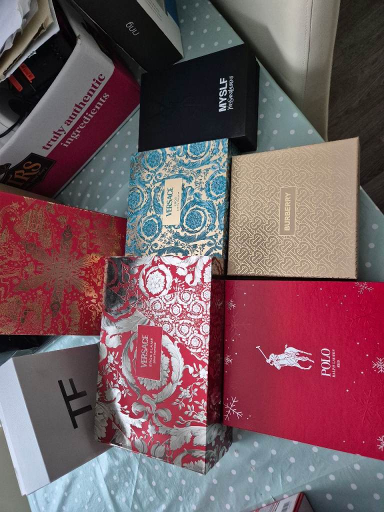 Job lot of fragrance gift boxes 