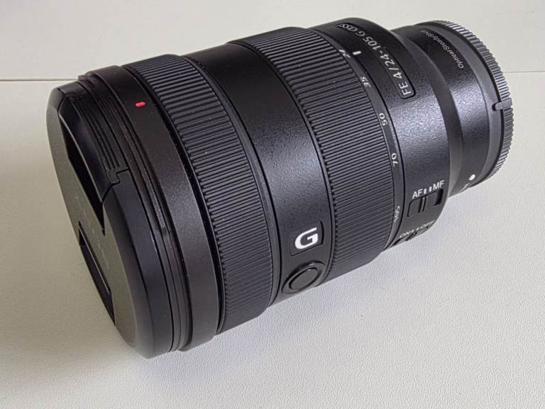 Sony FE 24-105mm f/4 G OSS Lens (Full Frame E-Mount) - As Good As New