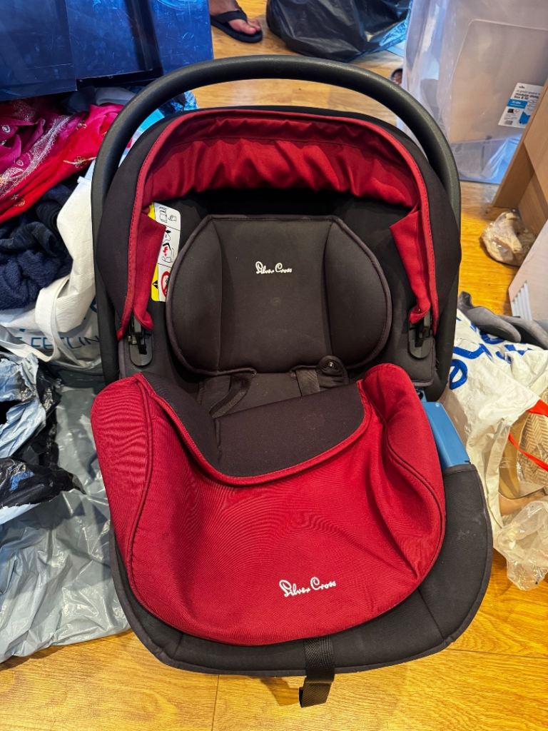 Silver Cross Infant Car Seat – Black and Red, Good Condition