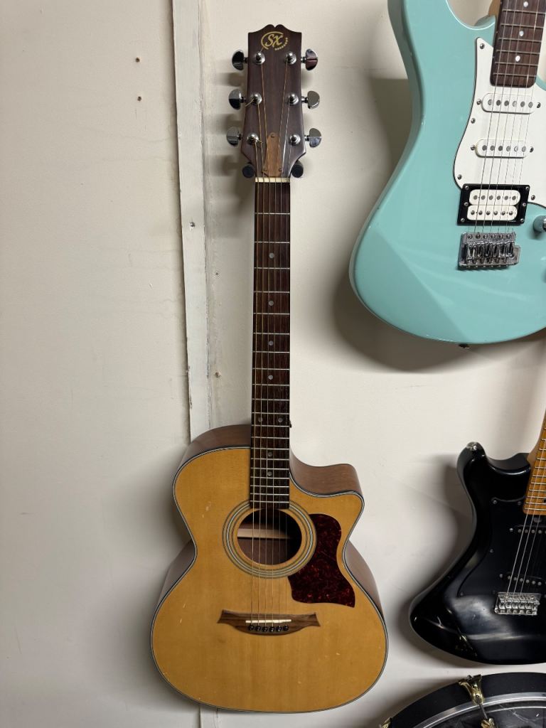 Sx-eta12 Acoustic Cutaway Guitar 4/4 Right Handed