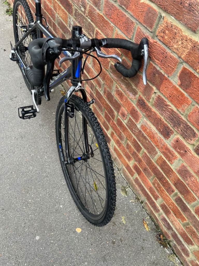 Islabikes Luath 26 road bike city bicycle light frame aluminium 26inch wheels