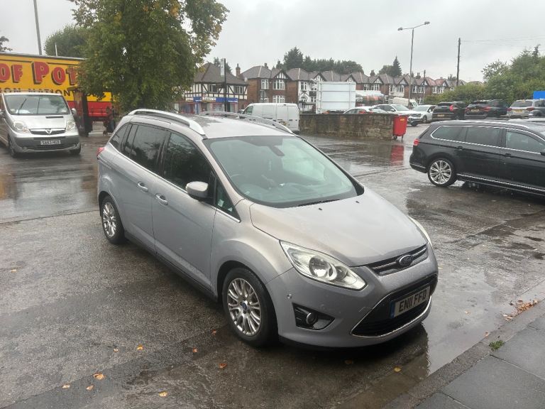 Ford c max 1.6 7 seater BARGIN £550