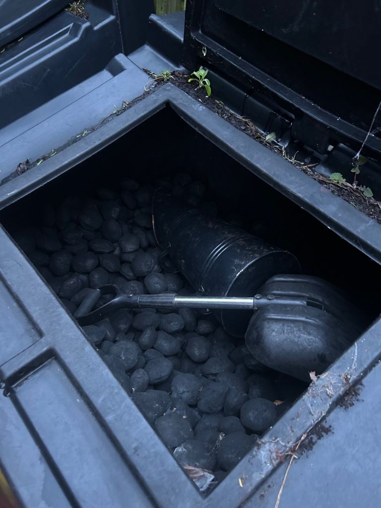 750-1000kg coal with/without 2x large coal bunkers