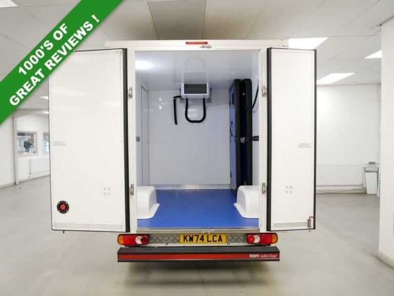 74 RENAULT TRUCKS TRAFIC 2.0 BLUEDCI 150 BHP LONG RED EDITION REFRIGERATED