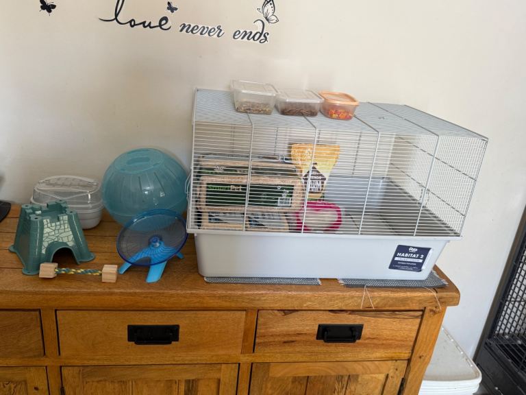 Large Hamster Cage & Accessories