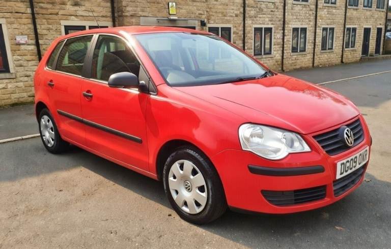 Cheap Volkswagen Polo 1.2 Low Insurance 5Dr Full Service History (CORSA BMW FIESTA AYGO A3 HYUNDAI)