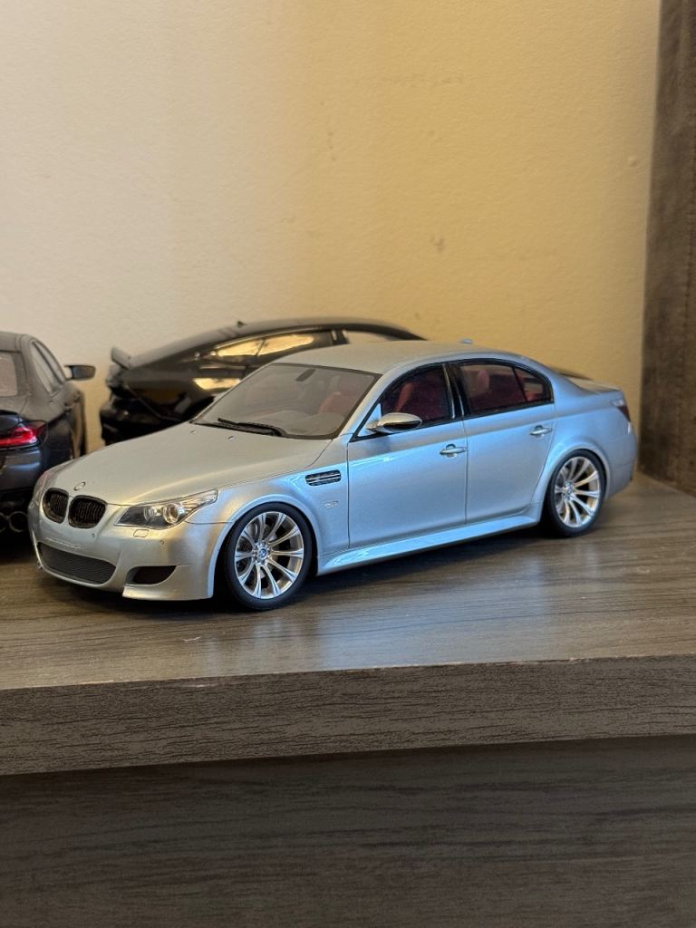 1:18 immaculate BMW E60 M5 