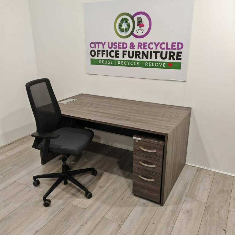 Manager’s Desk 1600mm – Walnut Desk w/ Pedestal – £195 + VAT