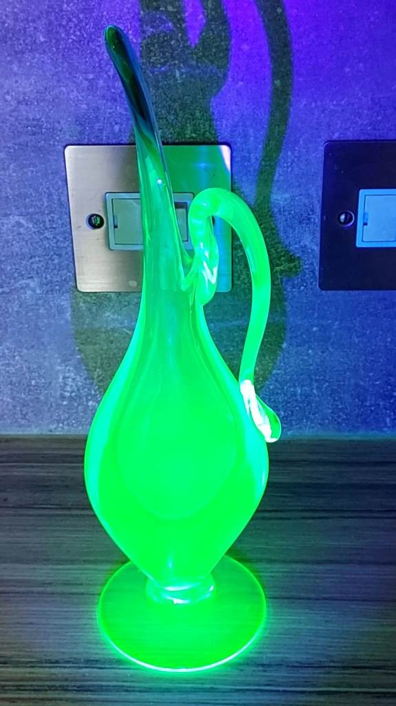 Murano/Venetian Blue & Uranium Sommerso Glass .