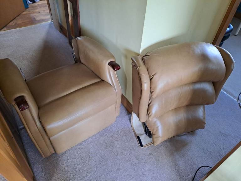 Recliner chair