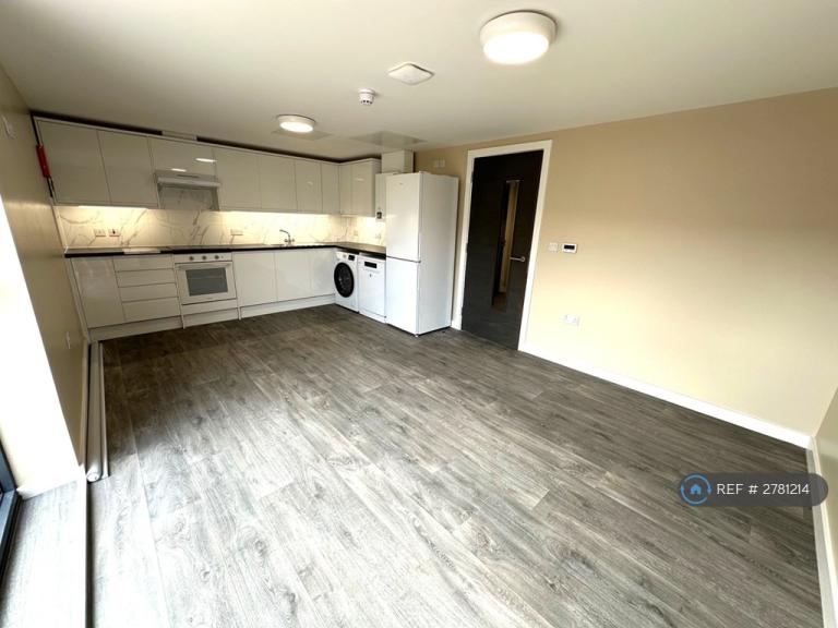 2 bedroom flat in Hepburn Court B, Bristol, BS1 (2 bed) (#2781214)