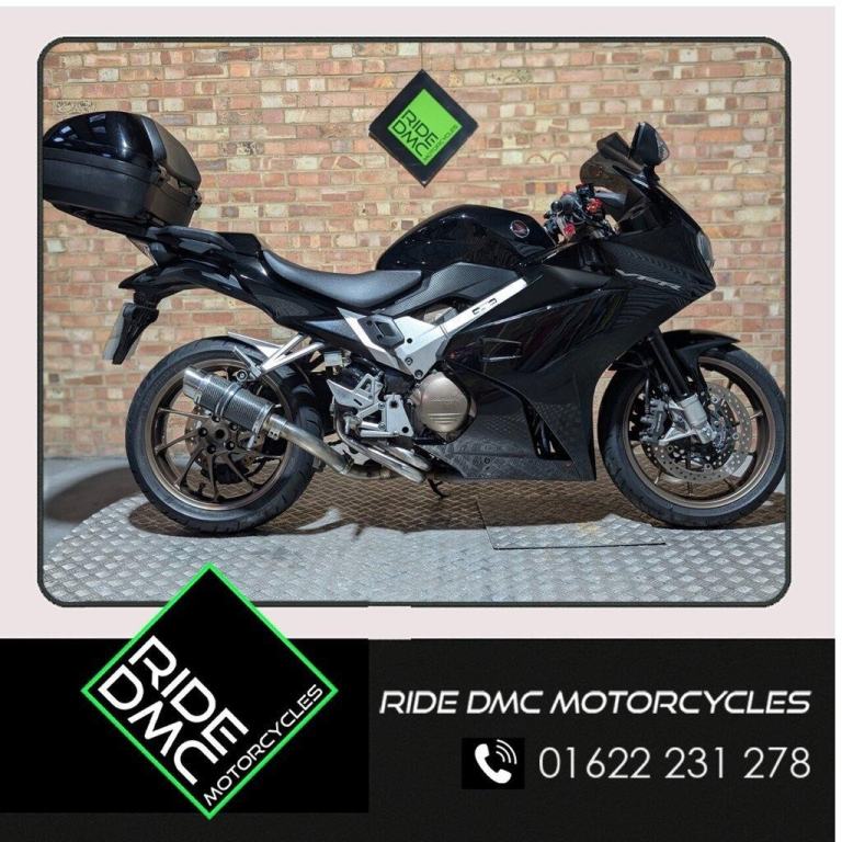 HONDA VFR800F 14. SERVICED. GREAT CONDITION. 20K. 1 OWNER. GREAT EXTRAS