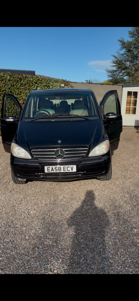 Minibus - Mercedes Viano 8 seater
