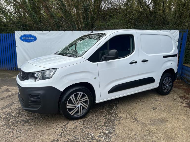 2020 Peugeot Partner 1000 1.5 BlueHDi 100 Professional Van PANEL VAN Diesel Manual