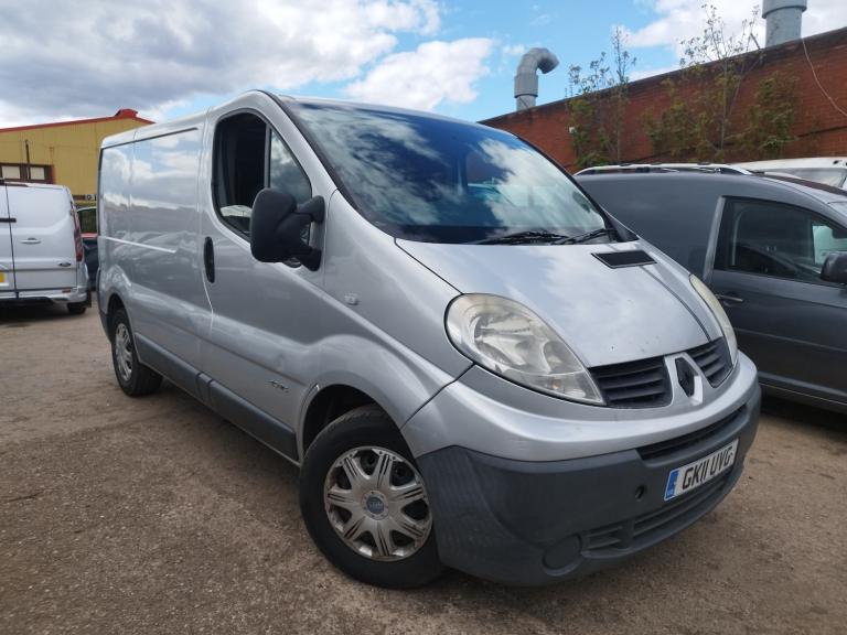 RENAULT TRAFFIC 2.0 DIESEL SWB NO VAT