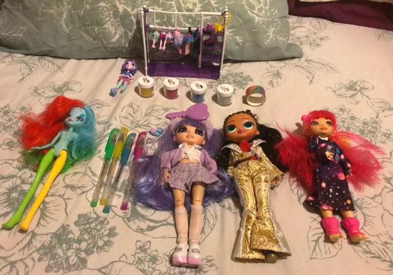 Rainbow High Dolls & job lot of accessories & others Bargain Price £15