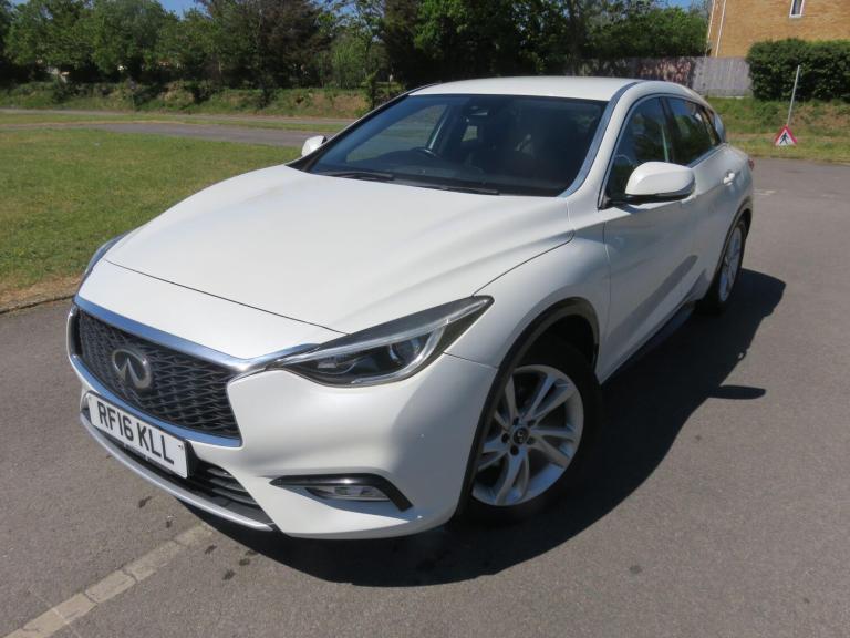 2016 Infiniti Q30 1.5d Business Executive Euro 6 (s/s) 5dr HATCHBACK Diesel Manual
