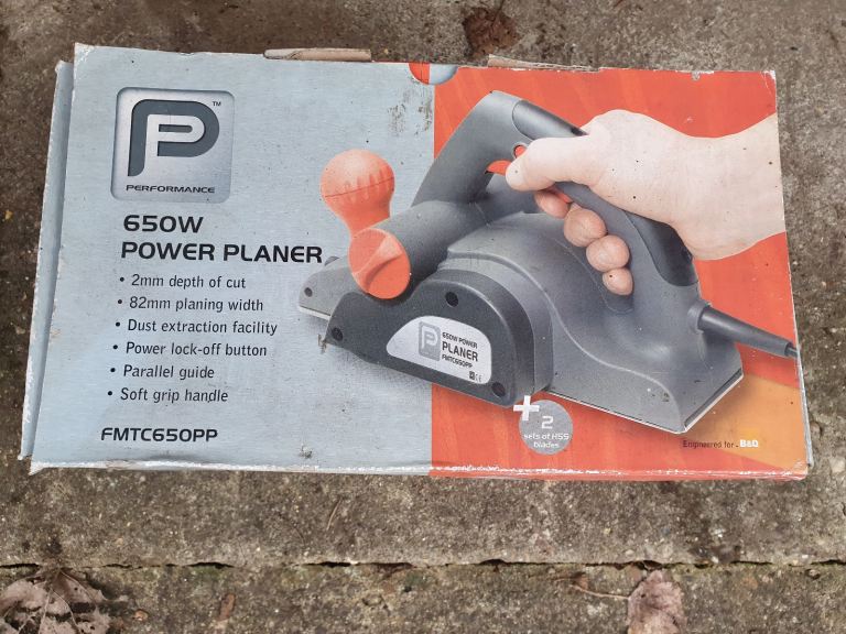 'PERFORMANCE' 650W POWER PLANER - UNUSED