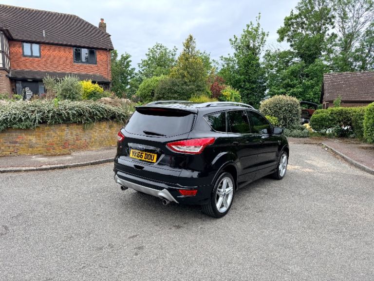 Ford, KUGA, Hatchback, 2016, Semi-Auto, 1997 (cc), 5 doors