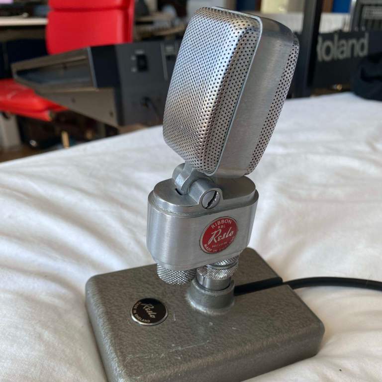 *RARE* Early '60s Vintage Reslo RBL-WS 'Beatles' Ribbon Microphone with Adapter and Stand