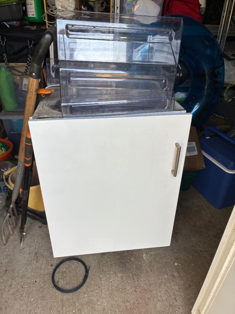 Undercounter Fridge/Freezer with Clear Drawers – Fair Condition