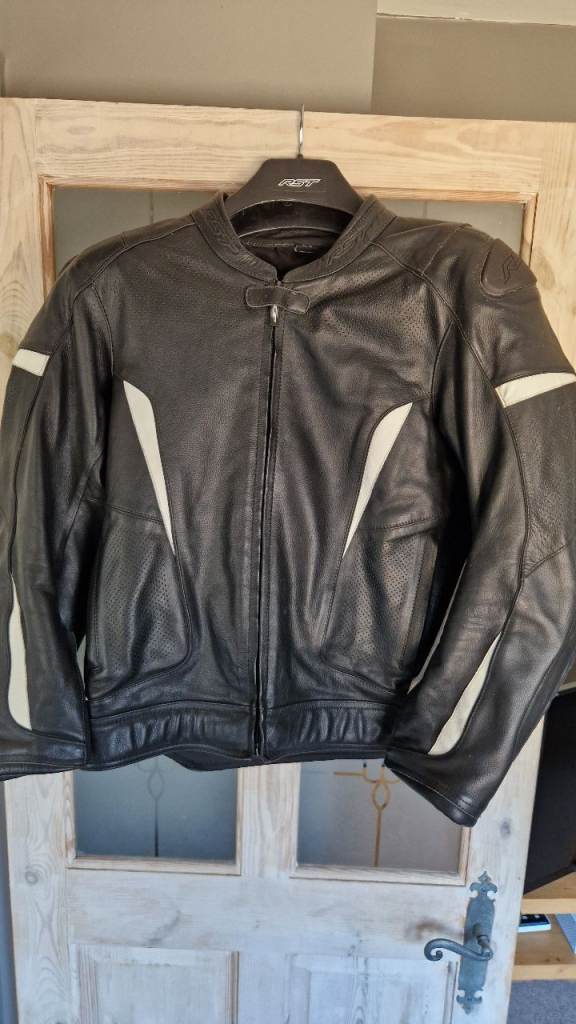 RST 2190 GT CE Leather Jacket + Trousers