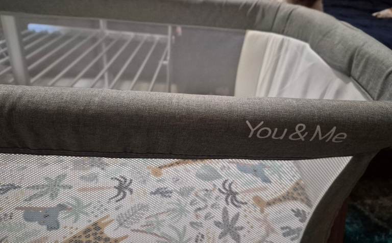 Baby bedside crib / co-sleeper – “You & Me” style