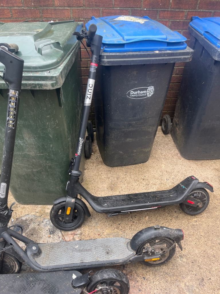 3 electric scooters spare or repair 