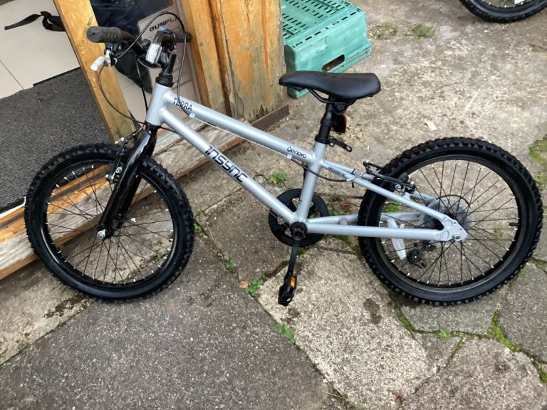 INSYNC 20” Kids Mountain Bike – Excellent Condition