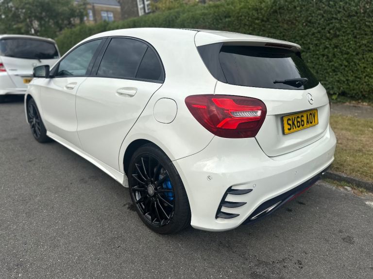 Mercedes-Benz, A CLASS, Hatchback, 2016, Manual, 1461 (cc), 5 doors
