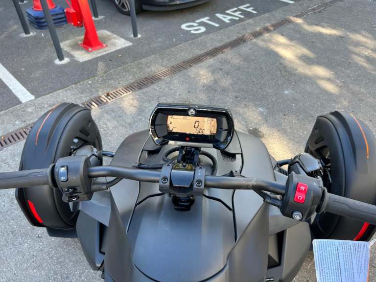 NEW 2025 Model Year Can-Am Ryker trike 900 automatic spyder trike