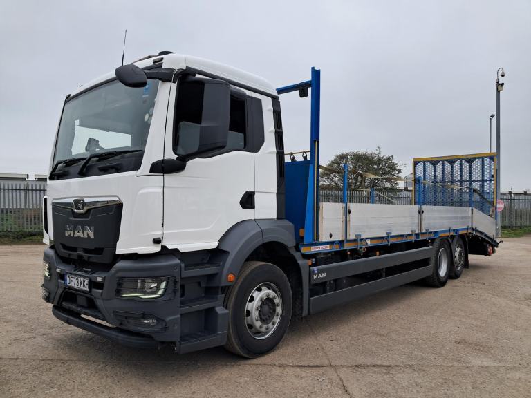 MAN/ ERF TGS 26-330 26 TONNE BEAVERTAIL , WINCH WARRANTED 122,801KM