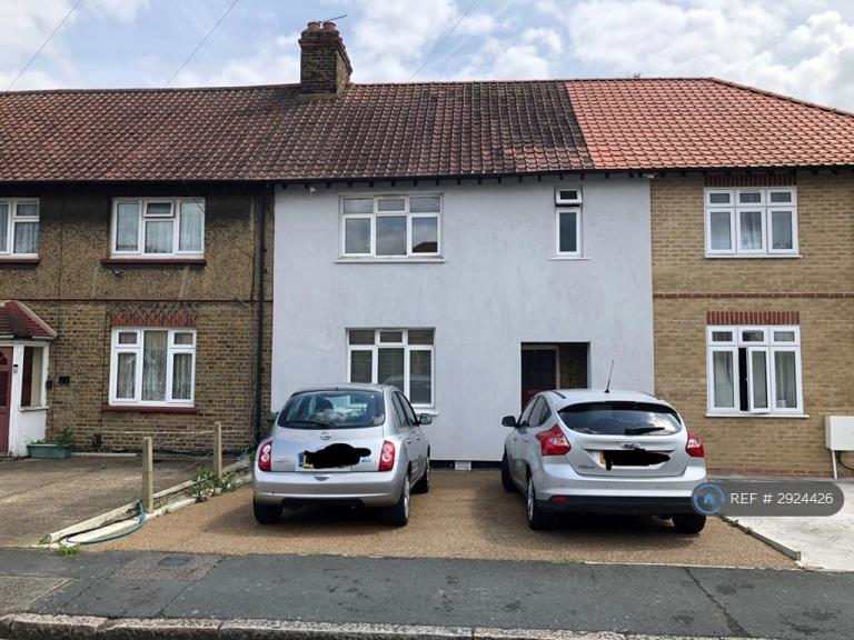 4 bedroom house in Keeling Road, London, SE9 (4 bed) (#2924426)